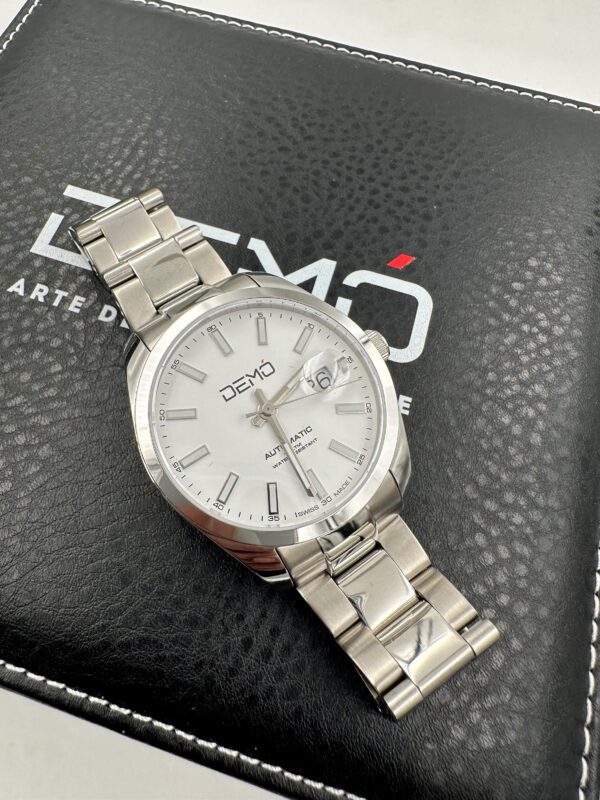 CLASSIC SWISS