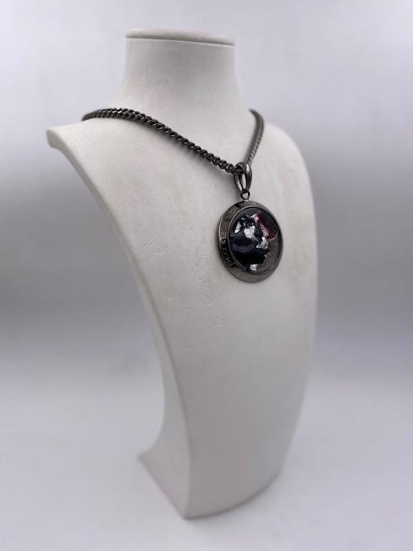 Collana in ottone anallergico, colore nero fumé