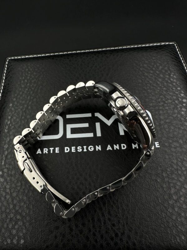 GMT