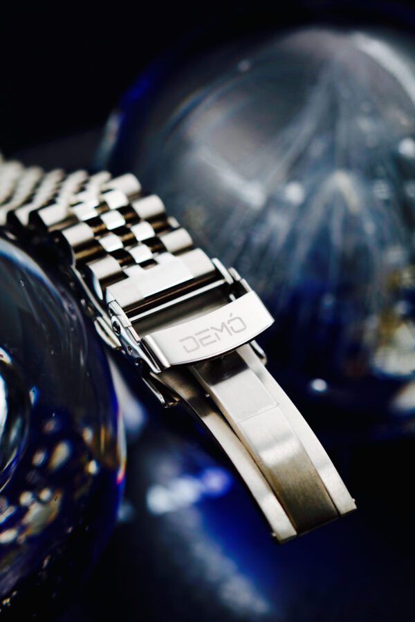 GMT