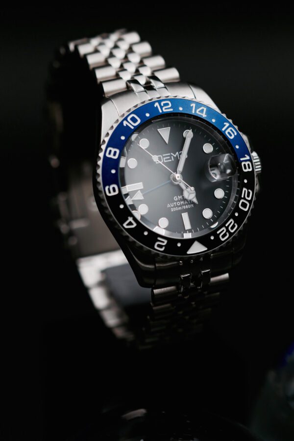 GMT