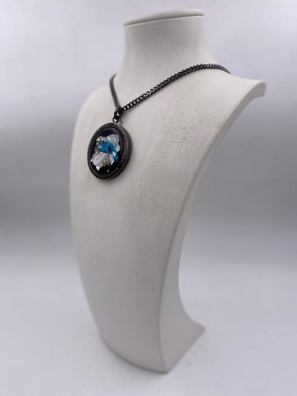 Collana in ottone anallergico, colore nero fumé