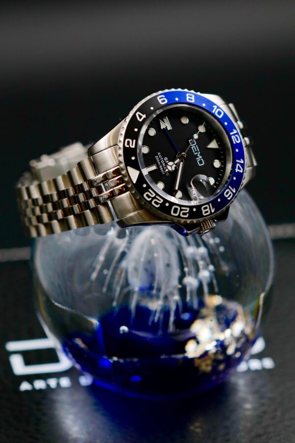 GMT
