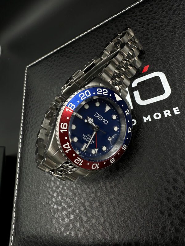 GMT