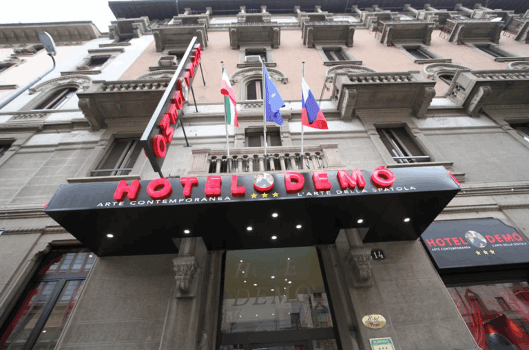 Mostra permanente presso Hotel Demo’ – Milano (MI)